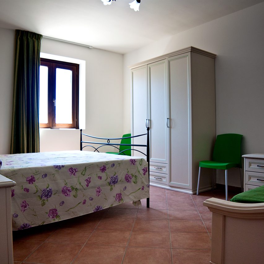 Camera da letto App5 e App6 (Letto matrimoniale e letto singolo)